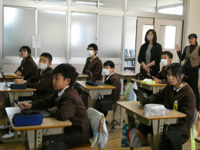 16f5bb31-392b-46f8-a54c-f2f6981f0a94