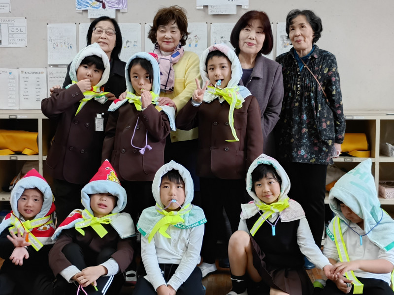 619c8fee-a75b-445b-a452-0d7369132990