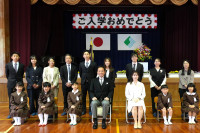 R8 入学写真 - コピー