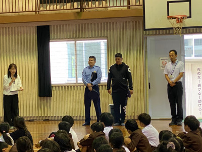 0ba7296d-9e44-407f-835c-6752bb1f4451