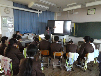 f7f4c0a7-9fd5-40ee-b02c-2694d2f0b56f