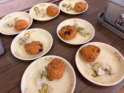 c5c4121f-bd1b-4f38-adc3-969e5da8a254